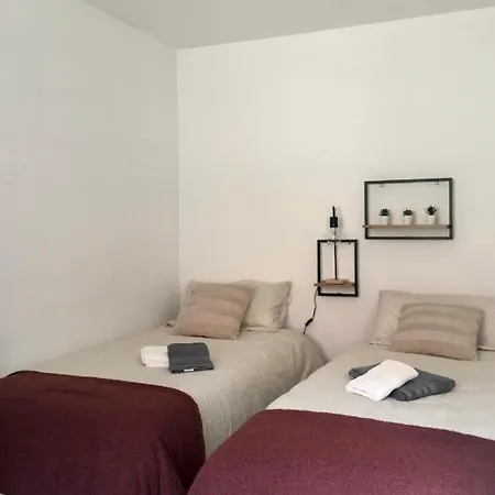 בית נופש Pirineo Aragones. Casa La Paz Sabiñánigo