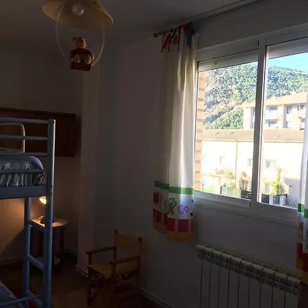 בית נופש Pirineo Aragones. Casa La Paz