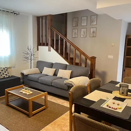 Pirineo Aragones. Casa La Paz Sabiñánigo