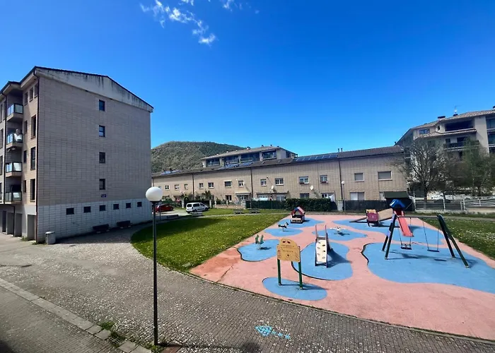 Pirineo Aragones. Casa La Paz 펜션 Sabiñánigo