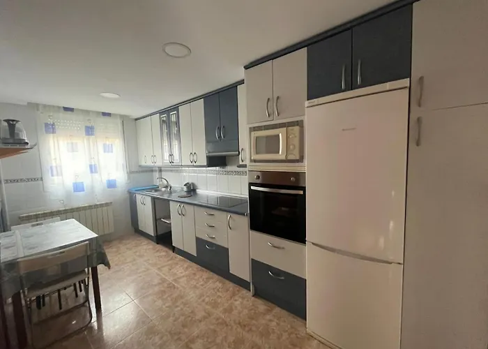 Pirineo Aragones. Casa La Paz Sabiñánigo