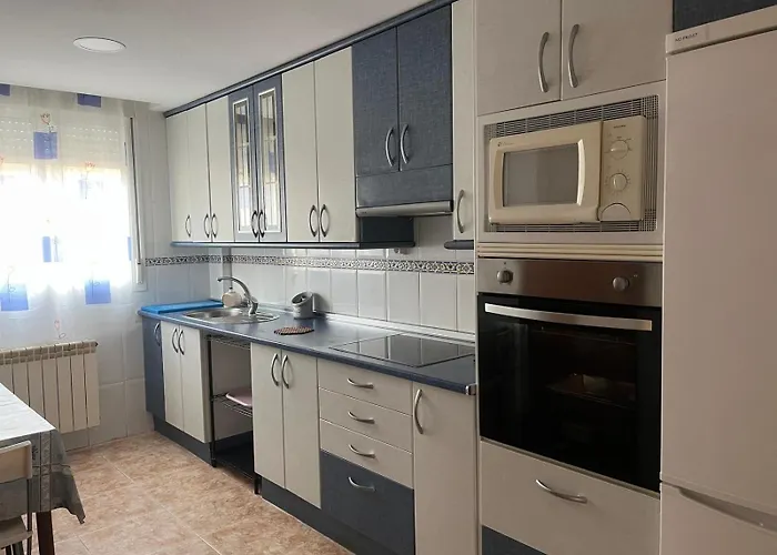 펜션 Pirineo Aragones. Casa La Paz Sabiñánigo