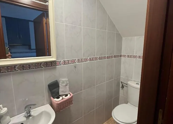 펜션 Pirineo Aragones. Casa La Paz Sabiñánigo